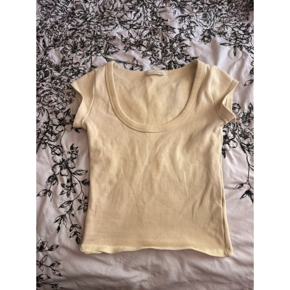 Zara Cream Ribbed Fitted Scoop Neck Top | Size M